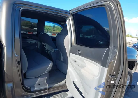 2010 Toyota Tacoma Prerunner V6 from USA, damaged, VIN 3TMJU4GN5AM094683